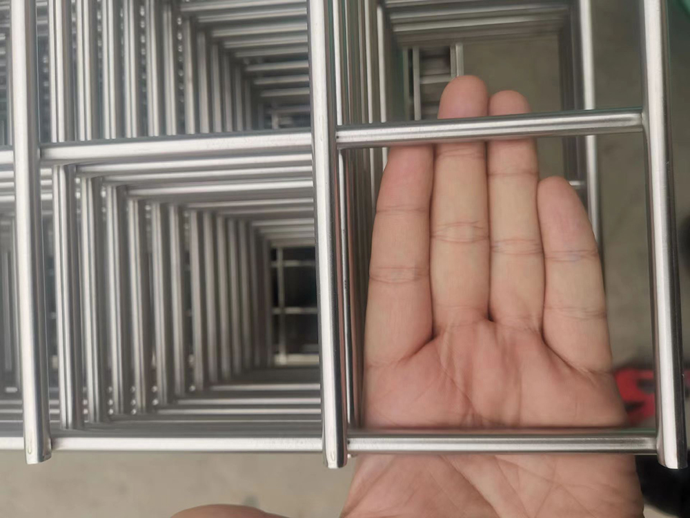 不銹鋼焊接網(wǎng)